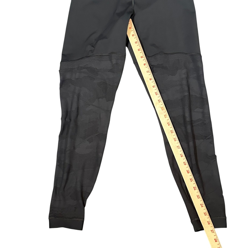 Lululemon Leggings Women's 10 Graphite Gray‎ Camo High Rise Sherr Panels - Picture 7 of 11